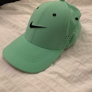 Nike Mint Hat - New